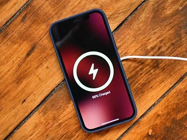 新建苹果手机维修分享iPhone 12可以随便充电吗 